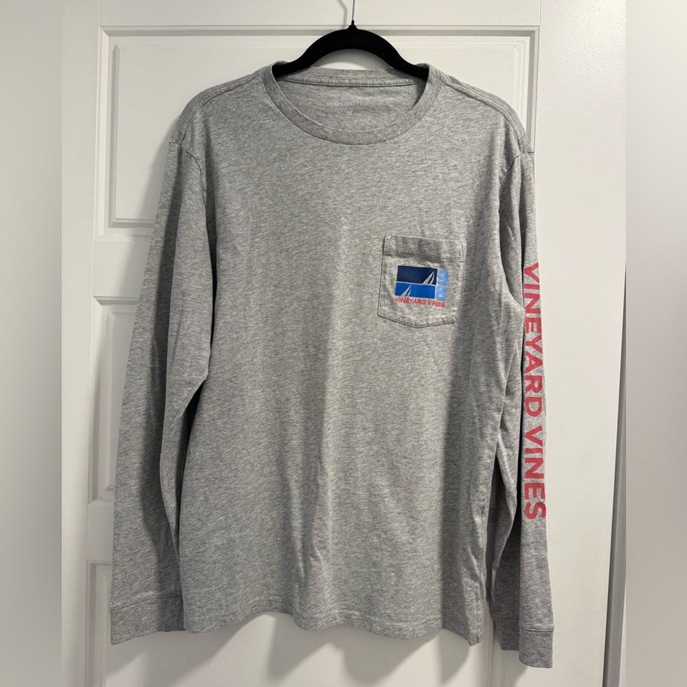Vineyard Vines Men’s Long Sleeve T-Shirt — Gray | Size Medium